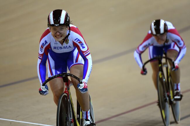 Дарья Шмелева и Анастасия Войнова на чемпионате мира по велоспорту на треке