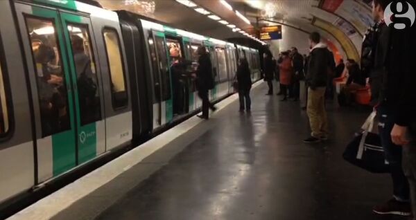 Инцидент в парижском метро после матча ПСЖ - Челси