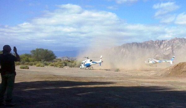 Службы экстренного реагирования пребывают на место крушения вертолетов в Аргентине