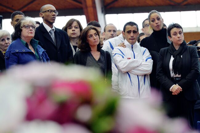 Церемония в память о жертвах авиакатастрофы в Аргентине в Париже