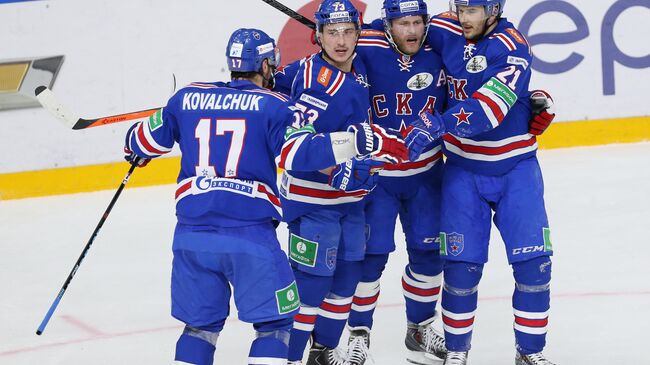 Хоккеисты СКА