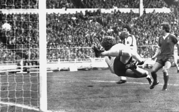 Гол форварда Ливерпуля Кенна Далглиша в финале Кубка Европейских чемпионов 1978 года