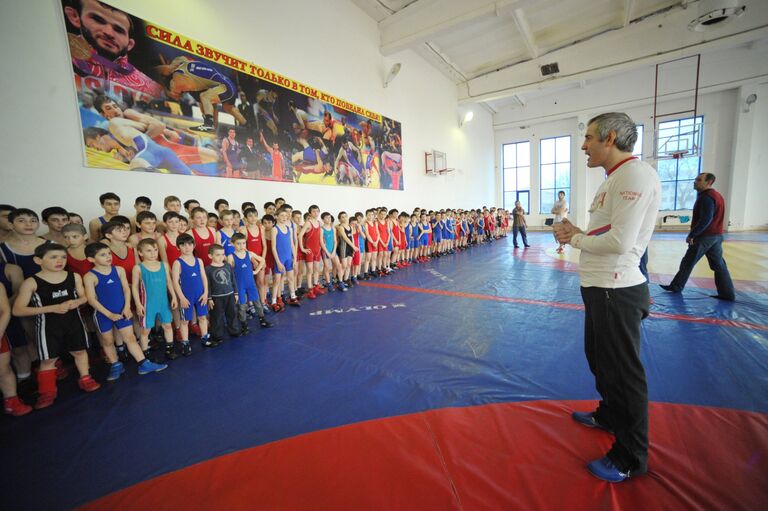 Мастер-класс олимпийского чемпиона по вольной борьбе Б.Сайтиева в Дагестане