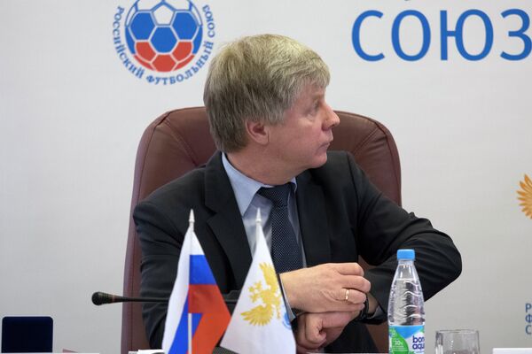 Президент Российского футбольного союза Николай Толстых