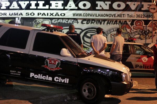 Бразильская полиция на месте убийства фанатов Коринтианса