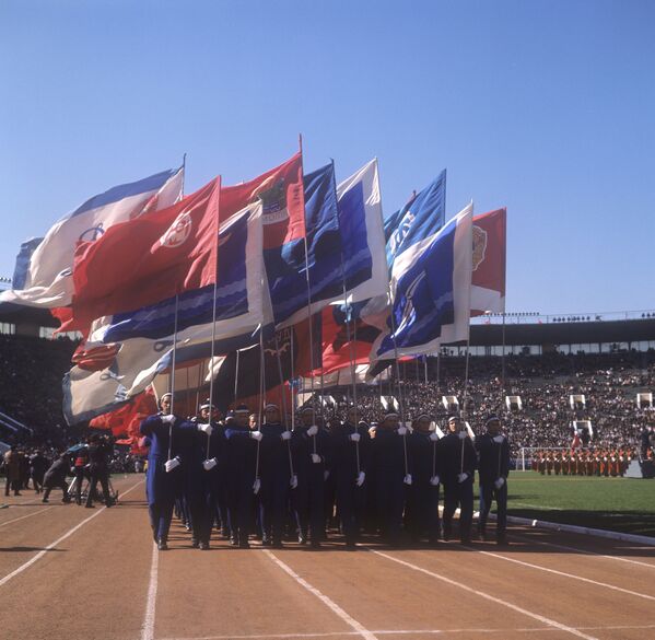 Открытие летнего спортивного сезона на Центральном стадионе имени В.И. Ленина в Москве, 1967 год