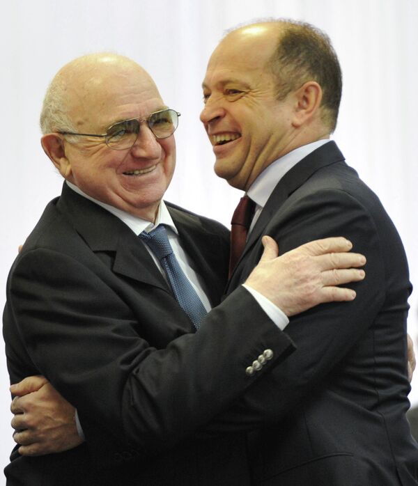 Вице-президент РФС Никита Симонян (слева) и президент РФПЛ Сергей Прядкин