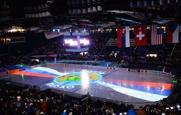 Торжественная церемония открытия чемпионата мира по хоккею 2015 года перед матчем группового раунда чемпионата мира по хоккею 2015 между сборными командами США и Финляндии