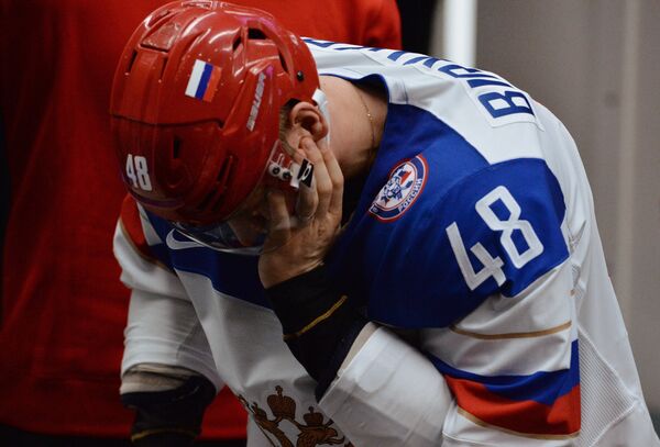 Защитник сборной России Евгений Бирюков, получивший травму в матче группового раунда чемпионата мира по хоккею против команды Словении