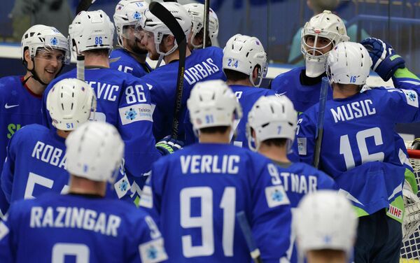 Хоккеисты сборной Словении по хоккею