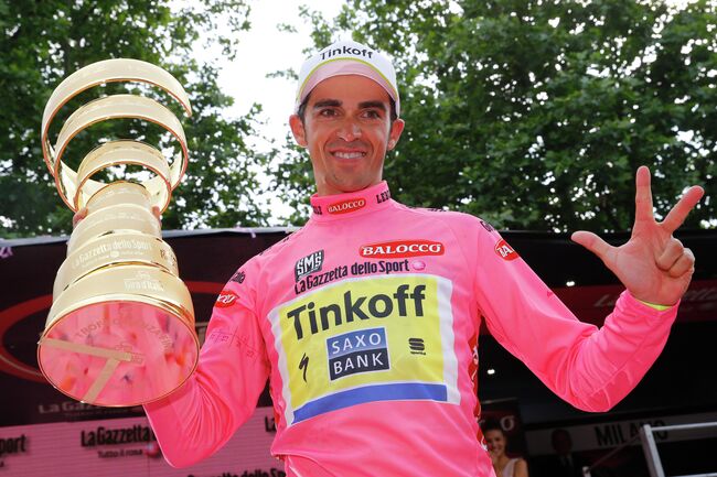 Велогонщик Tinkoff-Saxo Альберто Контадор