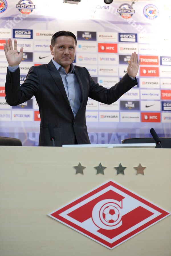 Российский тренер Дмитрий Аленичев, представленный в качестве главного тренера московского футбольного клуба Спартак
