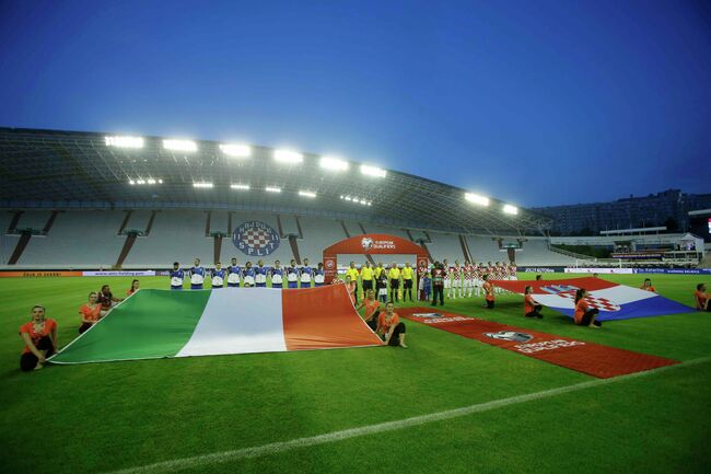 Матч отборочного турнира чемпионата Европы по футболу 2016 года между сборными Хорватии и Италии