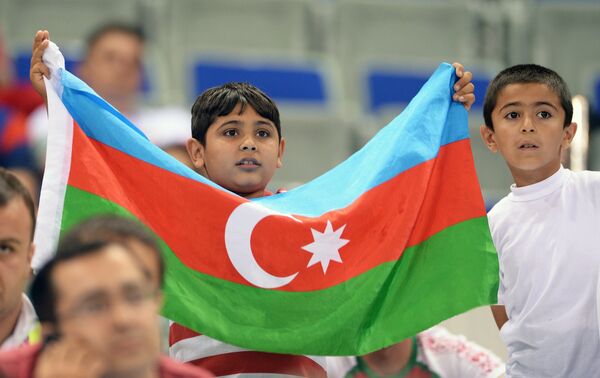 Юные болельщики сборной Азербайджана