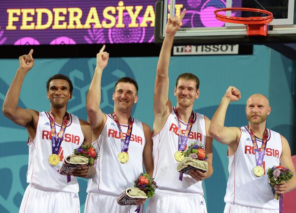 Игроки сборной России по баскетболу 3х3 среди мужчин