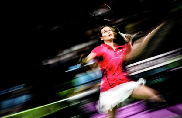 Линда Зитчири (Болгария) в матче против Вероники Грузины (Польша) на соревнованиях по бадминтону в одиночном разряде среди женщин на I Европейских играх в Баку