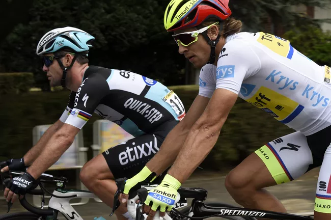 Британский велогонщик Марк Кавендиш из команды Etixx-Quick Step и словак Петер Саган из Tinkoff-Saxo