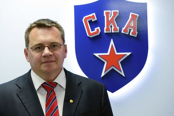 Главный тренер ХК СКА Андрей Назаров