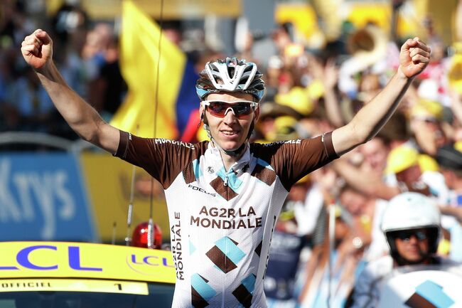 Французский велогонщик команды AG2R La Mondiale Ромен Барде