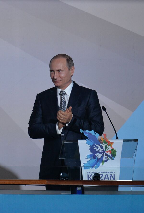 Президент России Владимир Путин на церемонии открытия XVI чемпионата по водным видам спорта в Казани