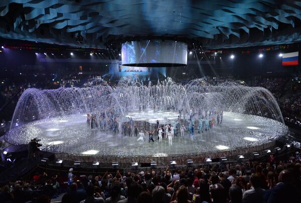На церемонии открытия XVI чемпионата мира по водным видам спорта в Казани
