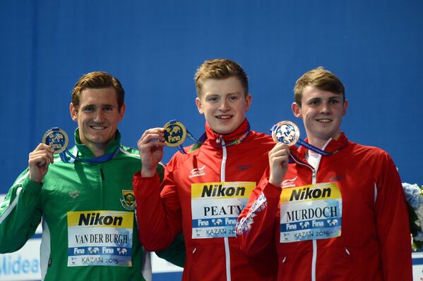 Кэмерон ван дер Бург (ЮАР) - серебряная медаль, Адам Пити (Великобритания) - золотая медаль, Росс Мердок (Великобритания) - бронзовая медаль (слева направо)