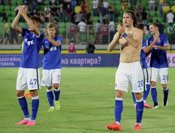 Игроки ФК Динамо радуются победе