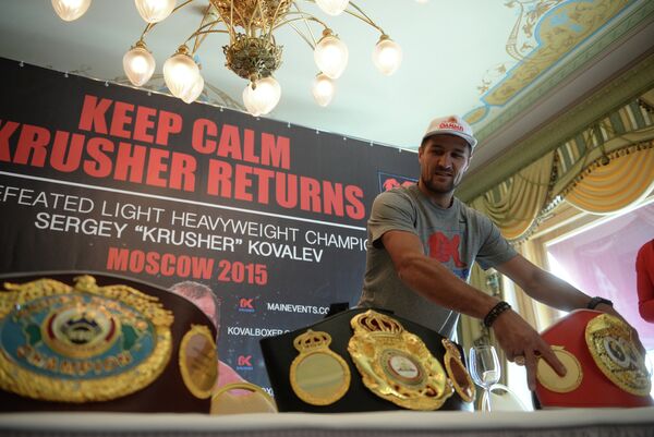 Чемпион мира по версии WBA, IBF и WBO российский боксер Сергей Ковалев