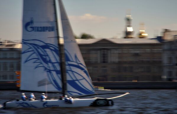 Шестой этап регаты Extreme Sailing Series на скоростных парусных катамаранах класса Extreme40 в Санкт-Петербурге