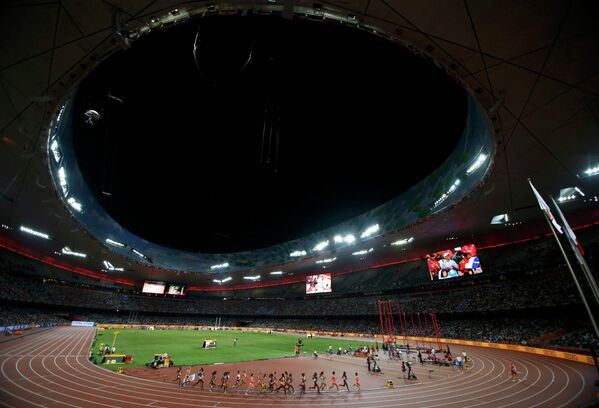 Вид на национальный стадион Пекина во время чемпионата мира по легкой атлетике