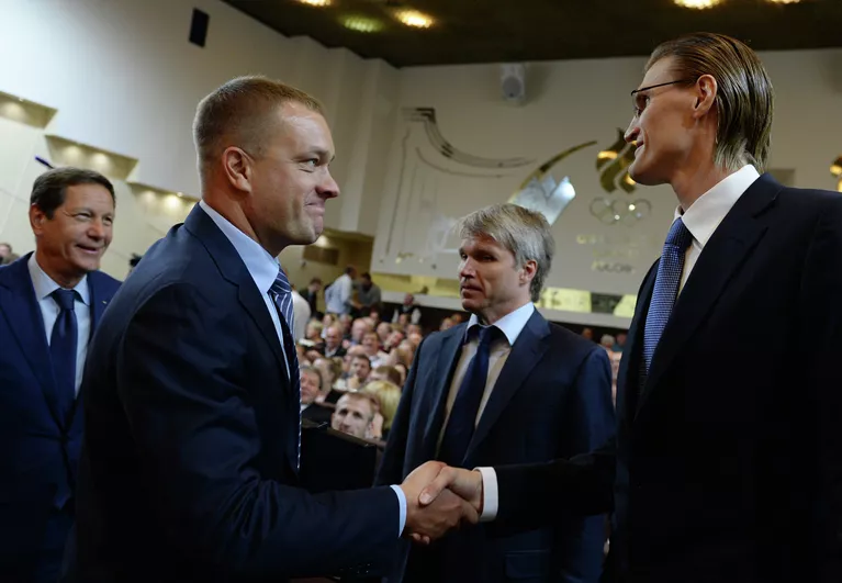Александр Жуков, Андрей Ватутин, Павел Колобков, Андрей Кириленко (слева направо) Александр Жуков, Андрей Ватутин, Павел Колобков, Андрей Кириленко (слева направо)