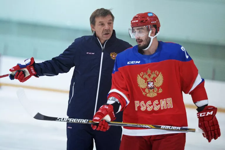 Олег Знарок (слева) и Вячеслав Войнов Олег Знарок (слева) и Вячеслав Войнов