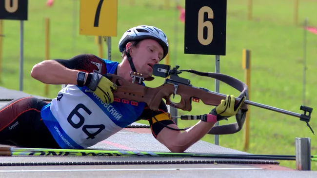Алексей Волков на чемпионате России по биатлону