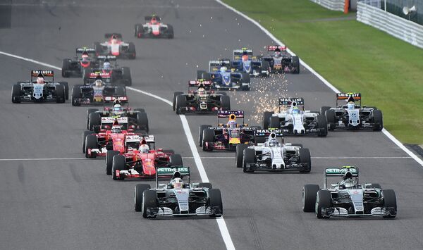 Старт гонки Формулы-1 Гран-при Японии