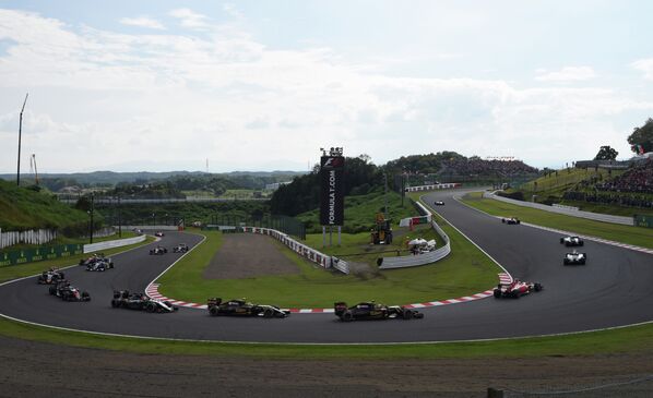 Вид на трассу Судзука, где прошел Гран-при Японии чемпионата мира Формулы-1