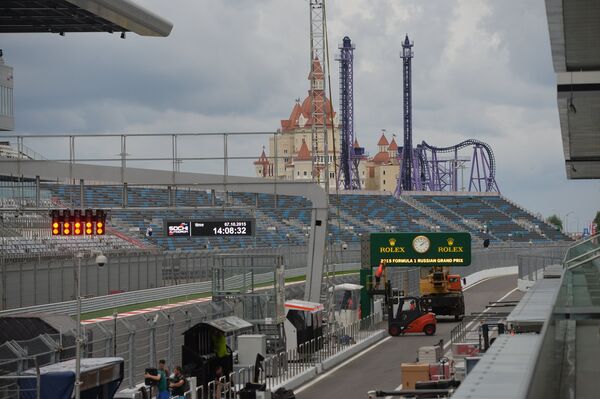 Подготовка трассы к Гран-При России Формулы-1