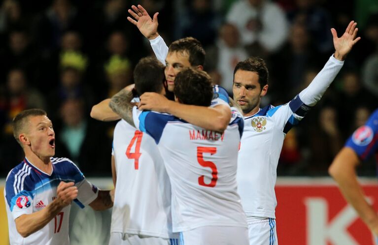 Футболисты сборной России Футболисты сборной России