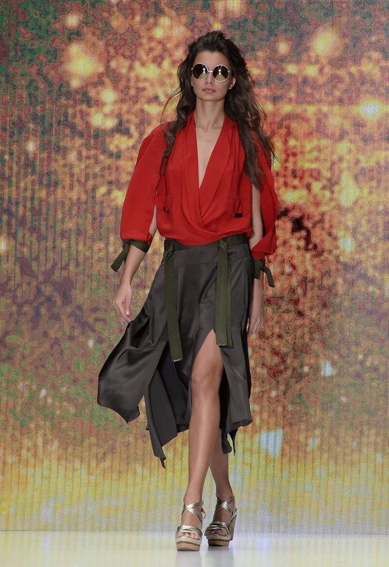 Неделя моды Mercedes-Benz Fashion Week Russia. День пятый Неделя моды Mercedes-Benz Fashion Week Russia. День пятый