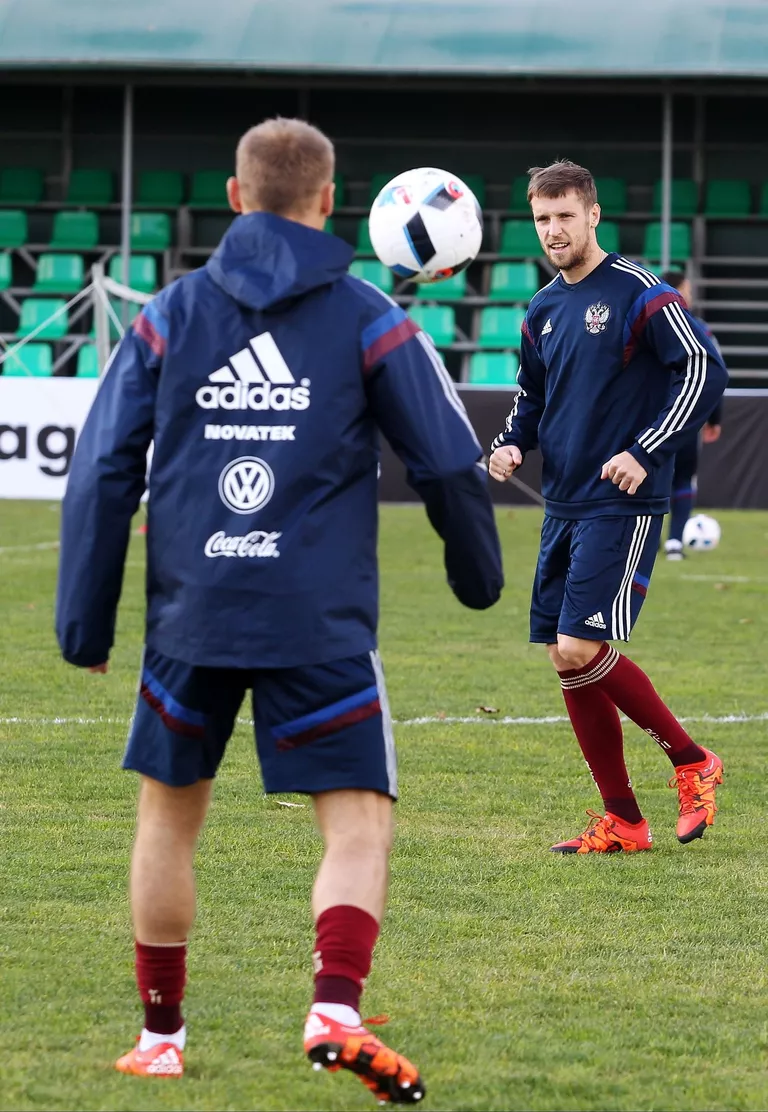 Дмитрий Комбаров