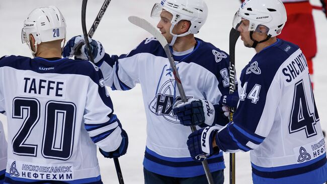 Хоккеисты Нефтехимика