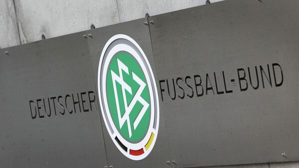 Логотип DFB