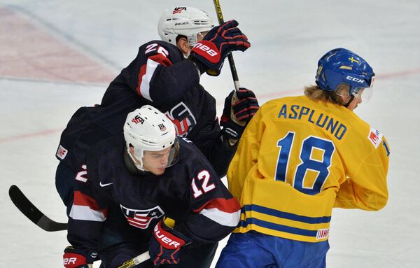 Игровой момент матча Швеция - США