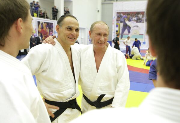 Главный тренер сборной России по дзюдо, итальянец Эцио Гамба и Владимир Путин (слева направо), 2010 год