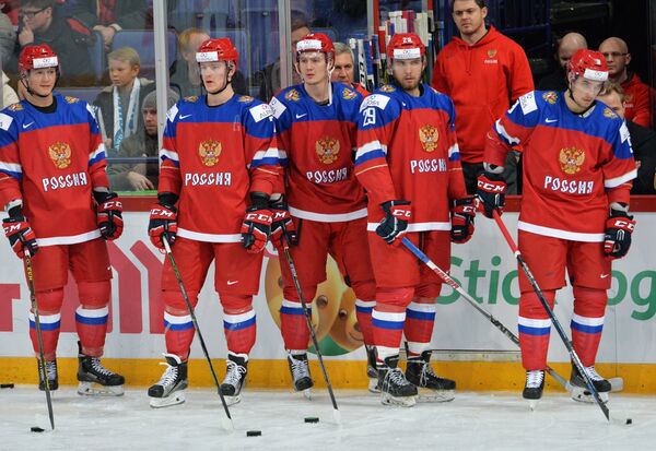 Хоккеисты молодежной сборной России