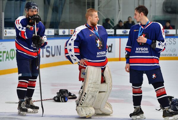 Игроки Запада Виктор Кальной, Алексей Артамкин, Никита Павельчук (слева направо)