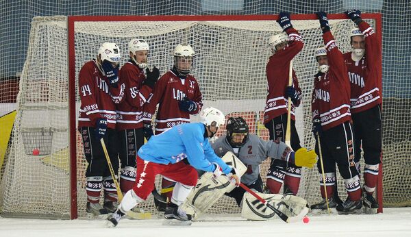 Игровой момент матча США - Латвия