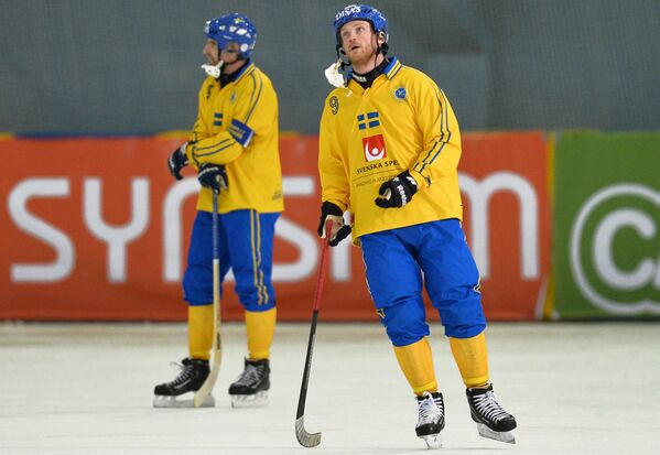 Игроки сборной Швеции Андреас Вест (слева) и Юхан Лефстедт