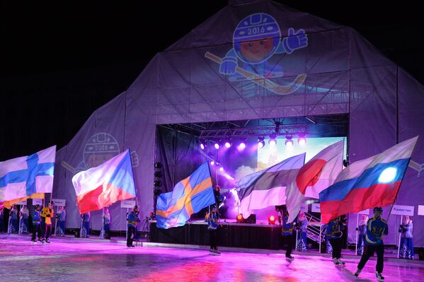 Церемония закрытия чемпионата мира по хоккею с мячом в Ульяновске