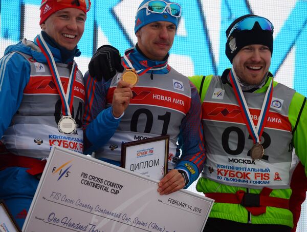 Андрей Парфенов - второе место, Николай Морилов - первое место, Михаил Девятьяров - третье место (слева направо)