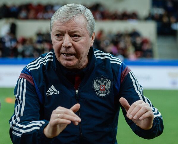 Тренер сборной России Валерий Гладилин